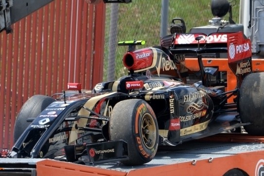 Maldonado baalt van crash in Spaanse kwalificatie