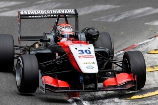 Verstappen kwalificeert zich opnieuw als derde in Pau