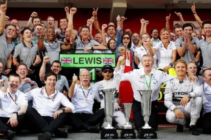 Hamilton pakt leiding in het kampioenschap na Spaanse zege