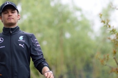 Rosberg betrokken bij ernstig ongeluk tijdens pr-stunt