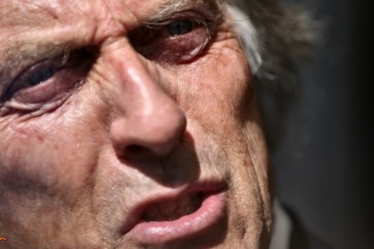 Di Montezemolo: "Ferrari heeft plicht voortouw te nemen"