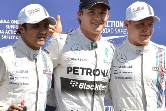 Rosberg grijpt pole voor thuisrace in Duitsland