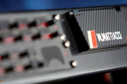 FIA legt radioverkeer in Formule 1 flink aan banden
