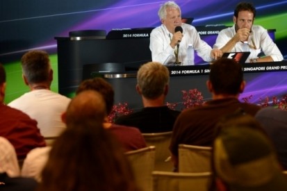 FIA laat radioverkeer door acht man controleren