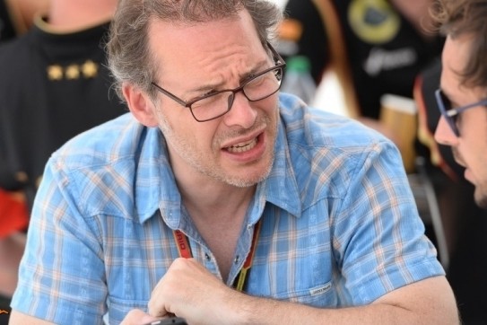 Villeneuve: "Safety car bij elk ongeval de baan op"