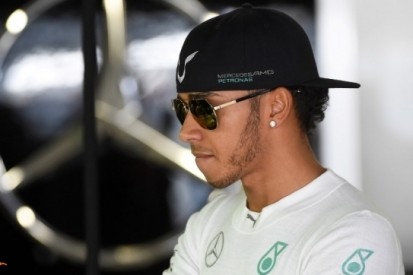 Hamilton: "Zien hoe de run naar de eerste bocht uitpakt"