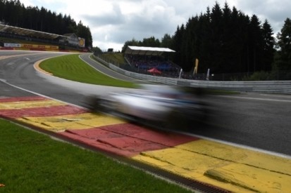 Spa en Infiniti in de clinch om naam Eau Rouge