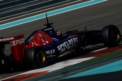 Vlammende tweede testdag voor Verstappen in Abu Dhabi