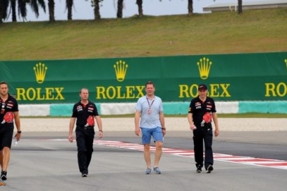 Verstappen hoopvol dat motor heel blijft op Sepang