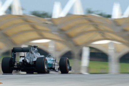 Rosberg topt derde training in Maleisië, Verstappen negende