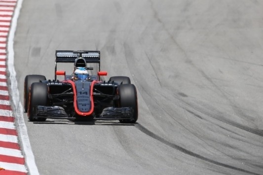 Alonso en Button in hun nopjes over 'grote vooruitgang' McLaren