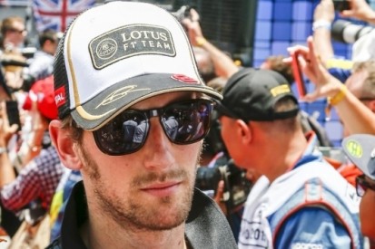 Grosjean vloekt en tiert: "Ik kan het niet geloven"