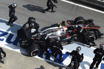 Technische problemen hinderen McLaren wederom