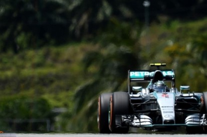 Rosberg vastbesloten om het tij te keren in Shanghai