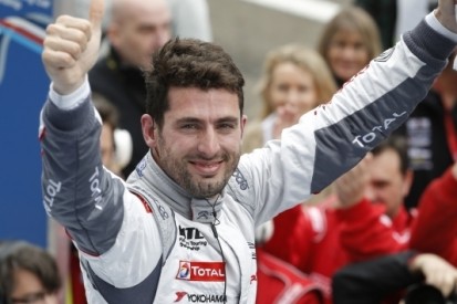 Lopez oppermachtig op Hungaroring, Coronel tiende
