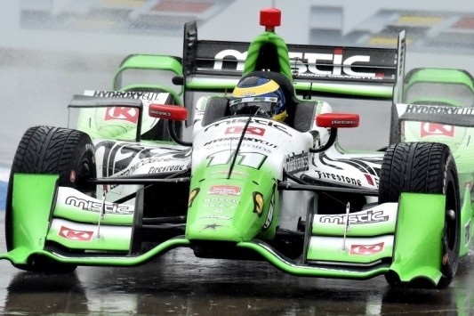 Bourdais wint tweede Detroit Duel na knotsgekke slotfase
