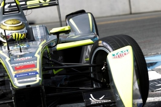 Piquet boekt eenvoudige zege in e-Prix van Moskou