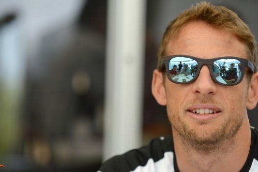 Button: "Binnen paar weken duidelijkheid over toekomst"
