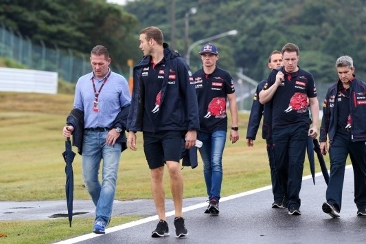 Verstappen: "Er is niets veranderd tussen Carlos en mij"