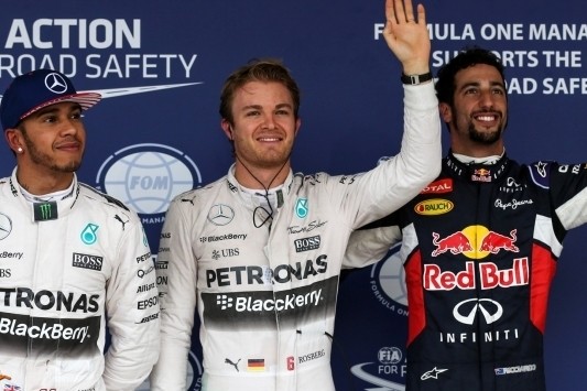 Rosberg op pole na deels verreden kwalificatie, Verstappen P8
