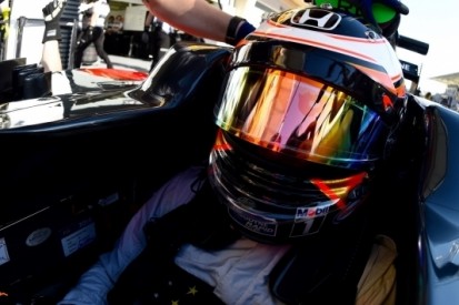 Trotse Vandoorne klopt Button in eerste kwalificatie