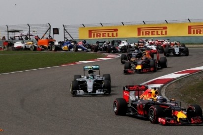 Horner optimistisch: "We zitten Ferrari op de hielen"
