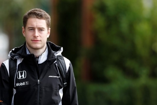 Vandoorne in eerste SF-race direct naar het podium
