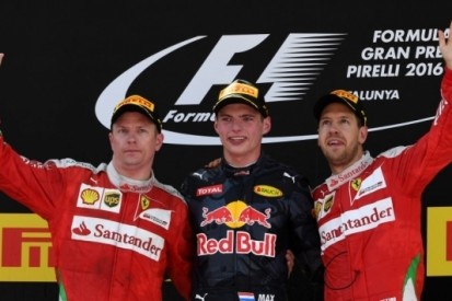 Verstappen glundert: "Fantastisch om meteen te winnen"