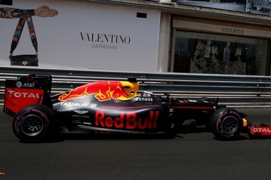 Red Bull en Toro Rosso in 2017 en 2018 met Renault