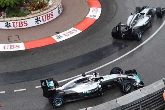 Wolff legt uit waarom Rosberg Hamilton liet passeren
