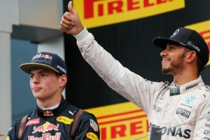 Verstappen over Mercedes: "Teamorders niet nodig"