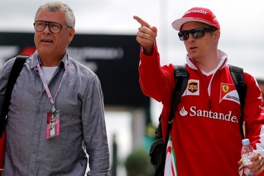 Ferrari verlengt: Raikkonen ook in 2017 naast Vettel