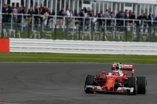 Raikkonen verlengt: "Het team is blij, ik ben blij"