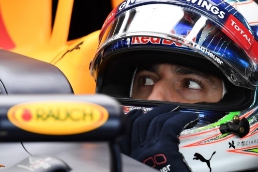 Ricciardo: "Nooit leuk om geklopt te worden door teammaat"