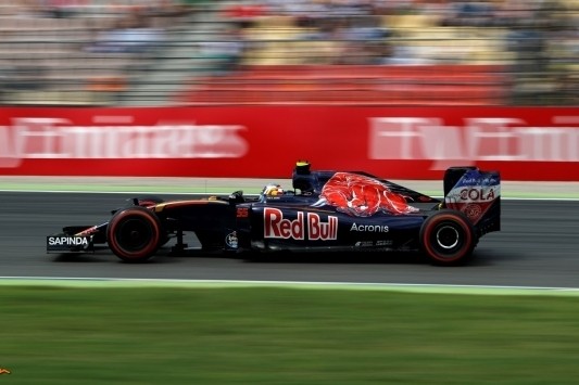 Drie plaatsen gridstraf voor Sainz na akkefietje met Massa