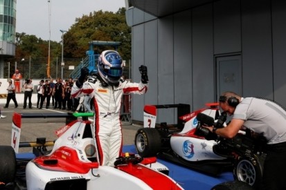 De Vries boekt in Monza eerste overwinning in GP3