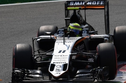 Force India ook in Italië met twee auto's in de punten