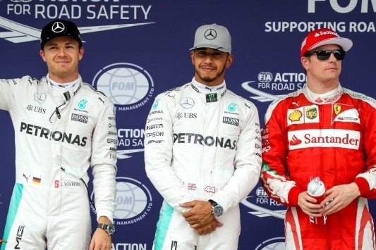 Hamilton klopt Rosberg in duel om pole, Verstappen op P4