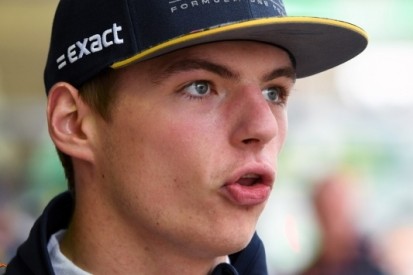 Verstappen 'Driver of the Day' na fenomenale inhaalrace