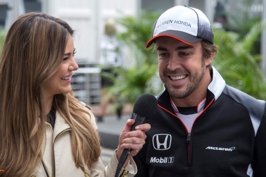Alonso hint naar WEC-overstap in boodschap aan Webber