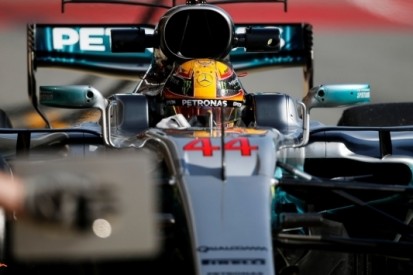 Hamilton op zijn hoede: "Red Bull komt nog met iets"