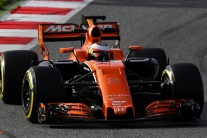 Alonso en Vandoorne maken de borst nat voor Melbourne
