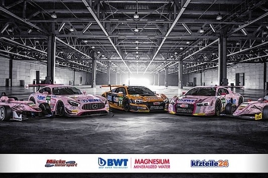 Mücke gaat Force India achterna met roze livery