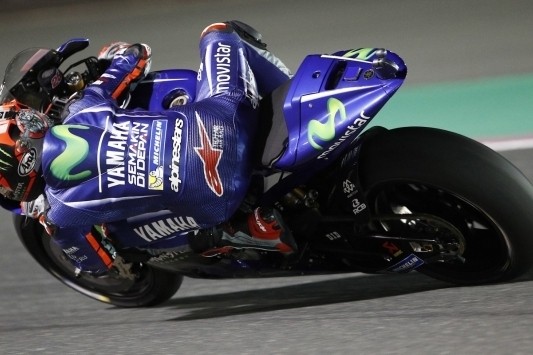 Viñales start sterk, Bendsneyder op P1 in Moto3