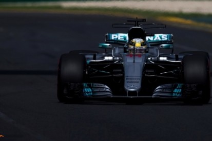 Hamilton op pole voor Vettel, Verstappen vijfde