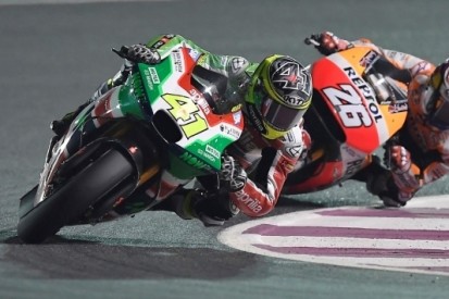 Foute bandenkeuze Marquez, Aleix Espargaro blinkt uit