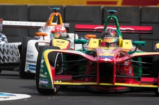 Abt verrast met pole in Mexico, favorieten stellen teleur