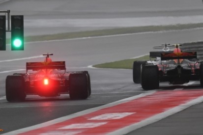 Verstappen nuchter, Ricciardo spreekt van 'treurige dag'
