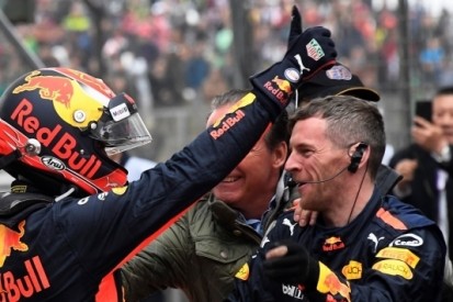 Fotospecial: Verstappens achtbaanweekend in China