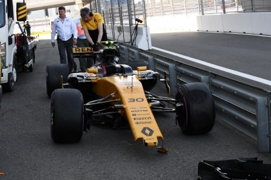 Palmer crasht, Hülkenberg perst maximale uit zijn Renault